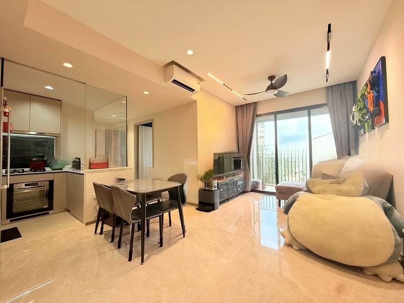 SENGKANG GRAND RESIDENCES 8
