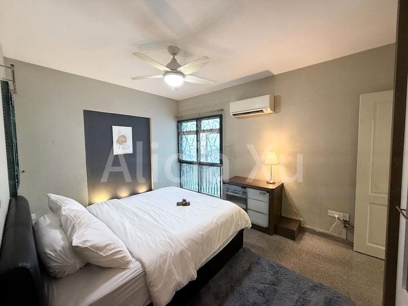 BT BATOK WEST AVE 5 6