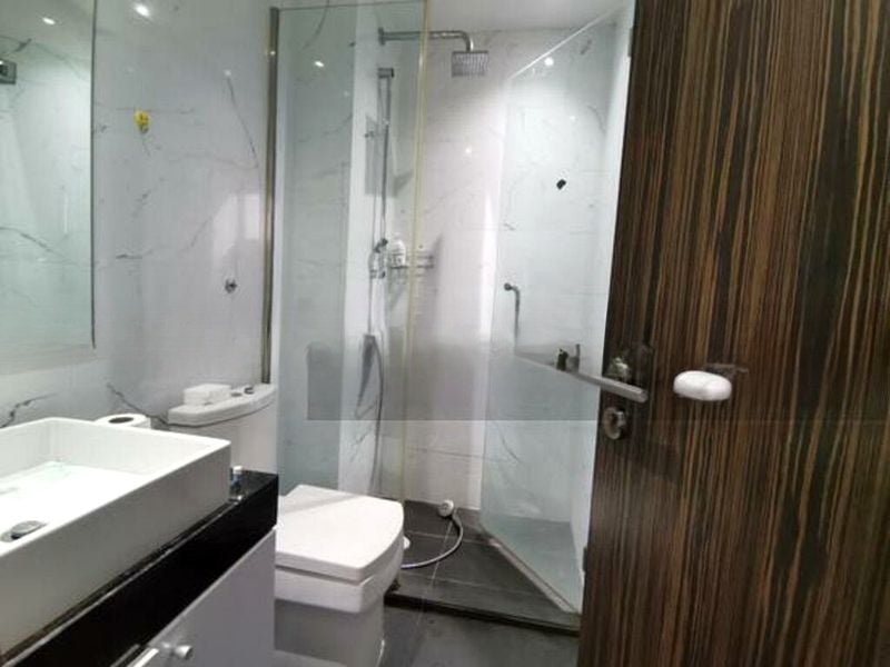 SUITES @ TOPAZ 4