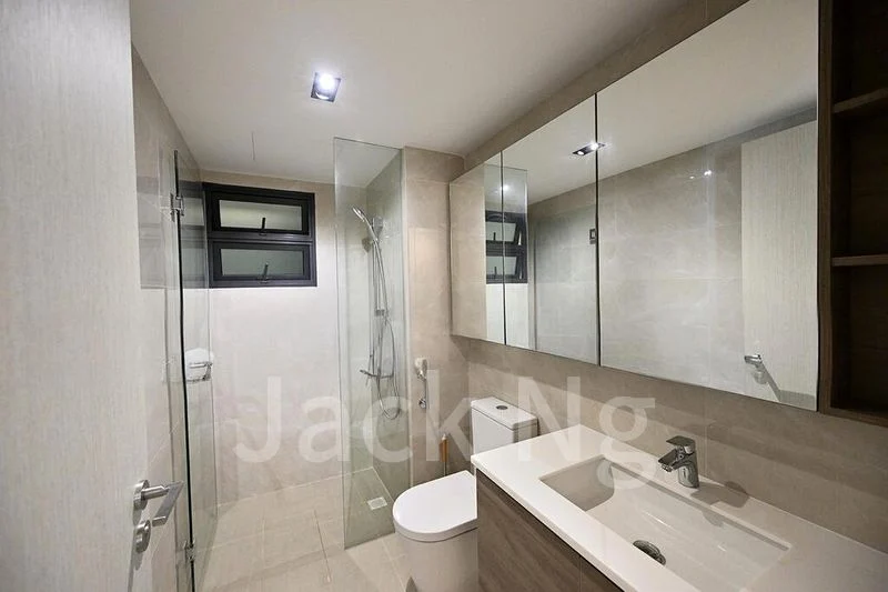 TREASURE AT TAMPINES 5