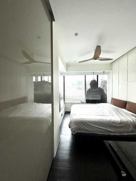 REGENCY SUITES 6