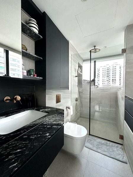 REGENCY SUITES 2