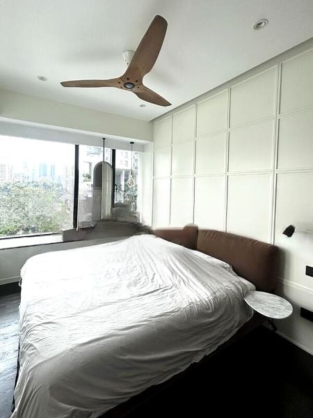 REGENCY SUITES 7