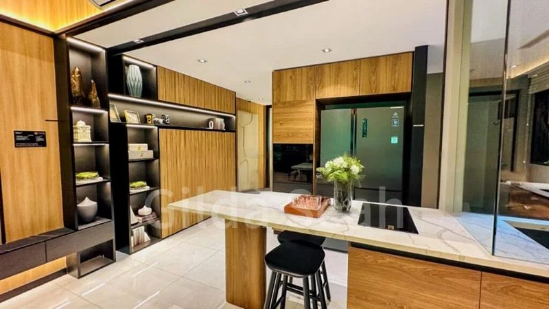 BLOSSOMS BY THE PARK 4