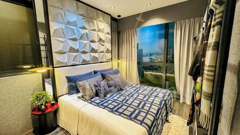 BLOSSOMS BY THE PARK 8