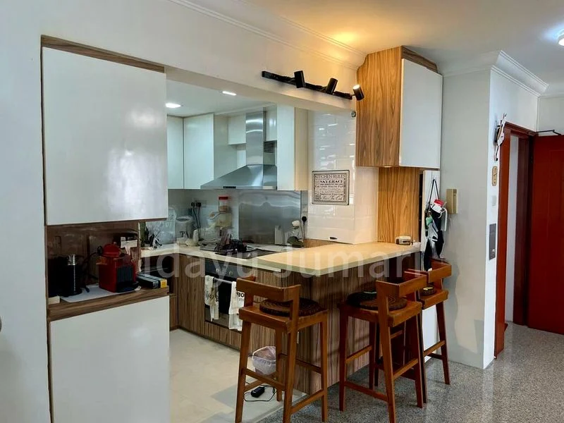 AQUARIUS BY THE PARK 4