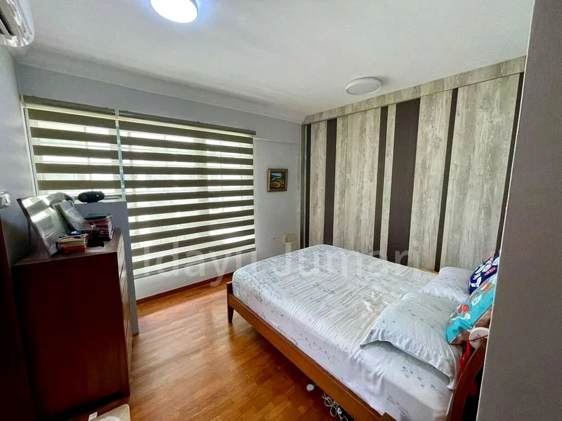 AQUARIUS BY THE PARK 5