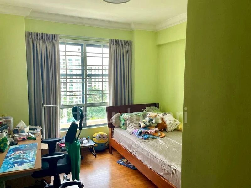 AQUARIUS BY THE PARK 6