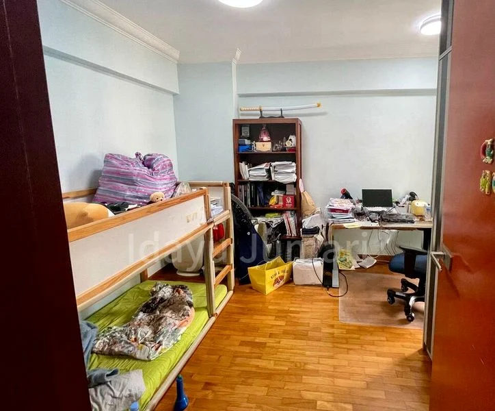 AQUARIUS BY THE PARK 7