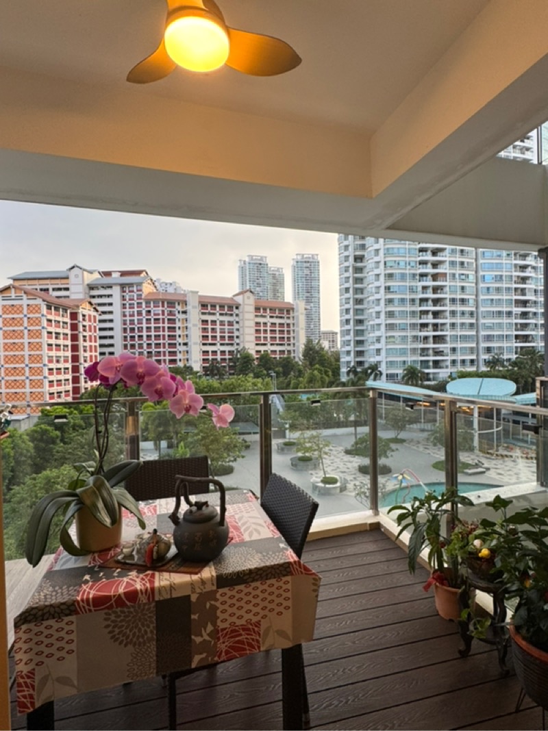 CLOVER BY THE PARK 20