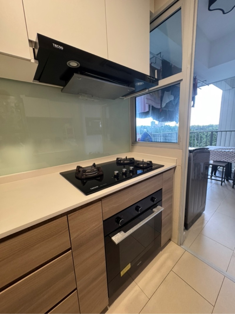 CLOVER BY THE PARK 23