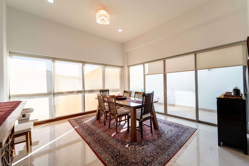 THE BERTH BY THE COVE 6