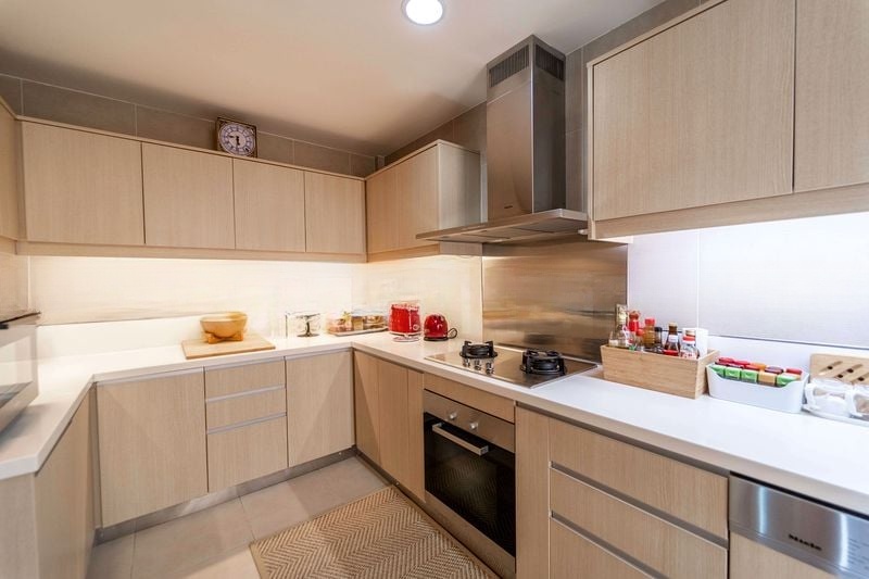 THE BERTH BY THE COVE 11