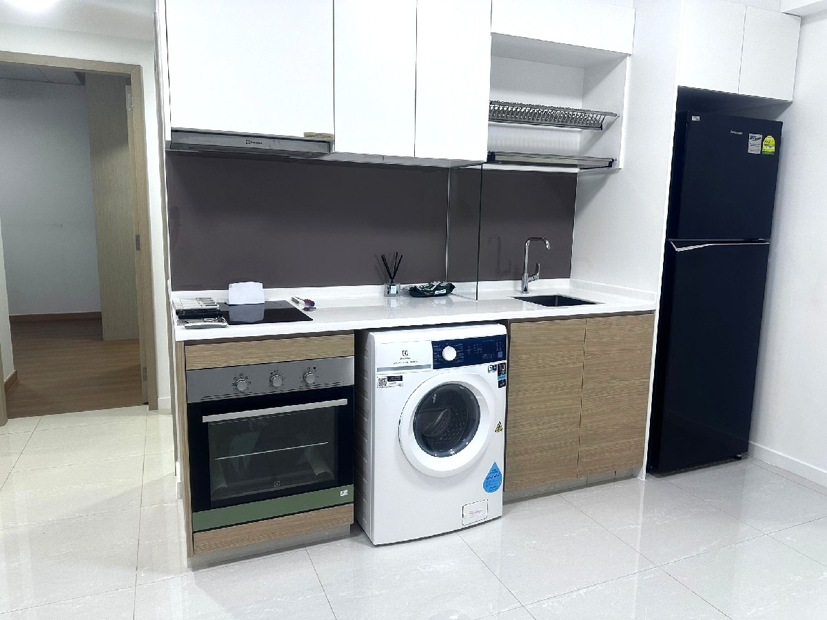 TREASURE AT TAMPINES 12