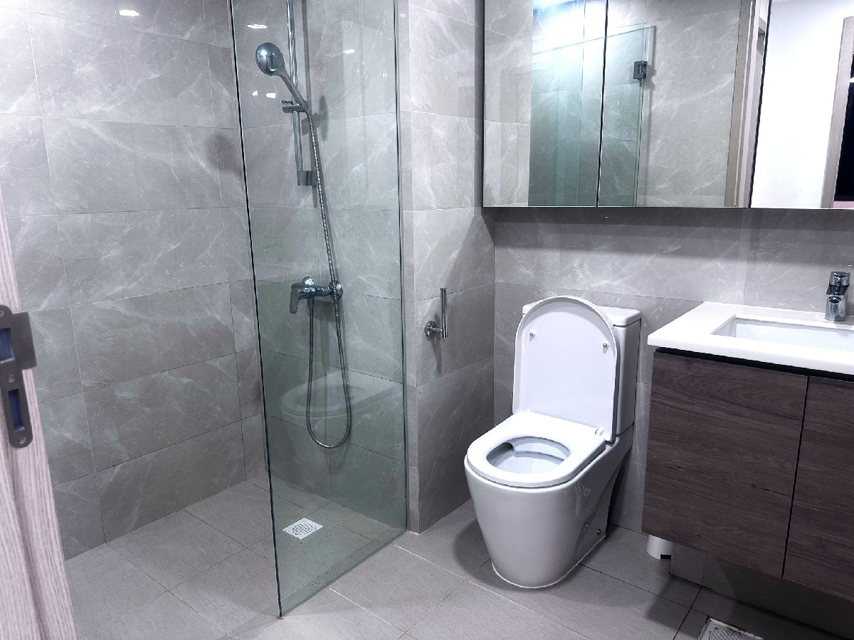 TREASURE AT TAMPINES 18