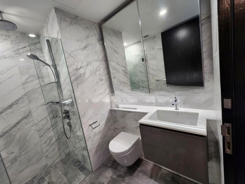 MIDTOWN BAY 1