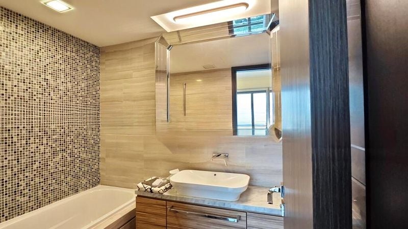 THOMSON GRAND 8