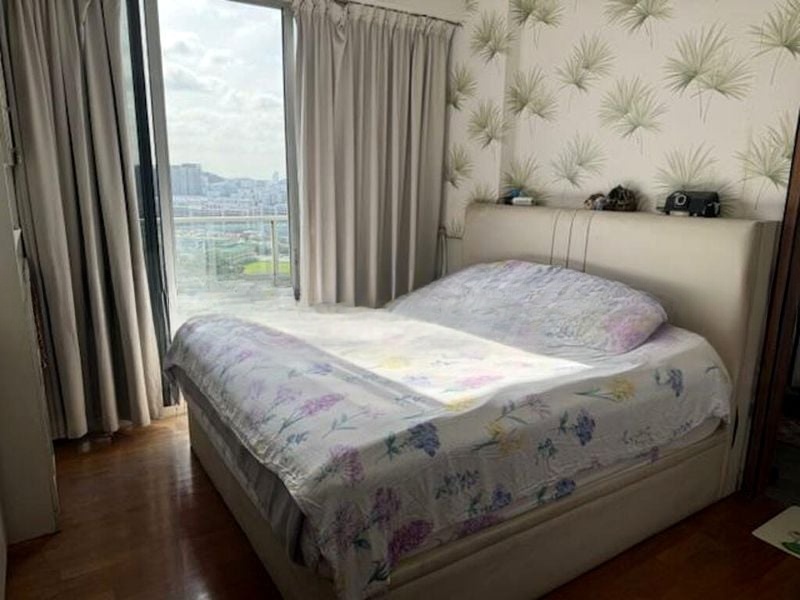 THE PARC CONDOMINIUM 10