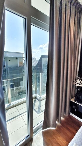SUITES @ EASTCOAST 9