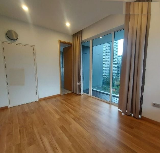 THE PEAK @ CAIRNHILL II 9