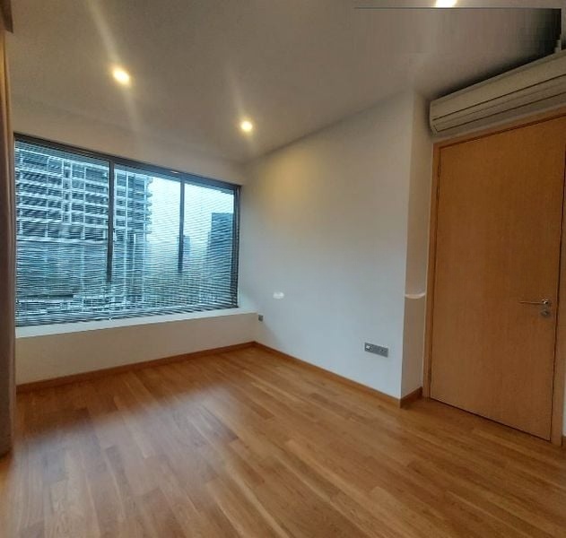 THE PEAK @ CAIRNHILL II 10