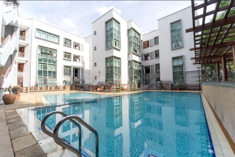 GOLD PALM MANSIONS 4