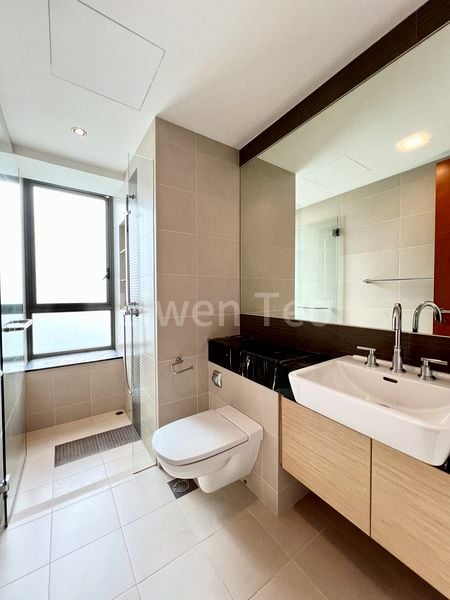 THE BERTH BY THE COVE 11