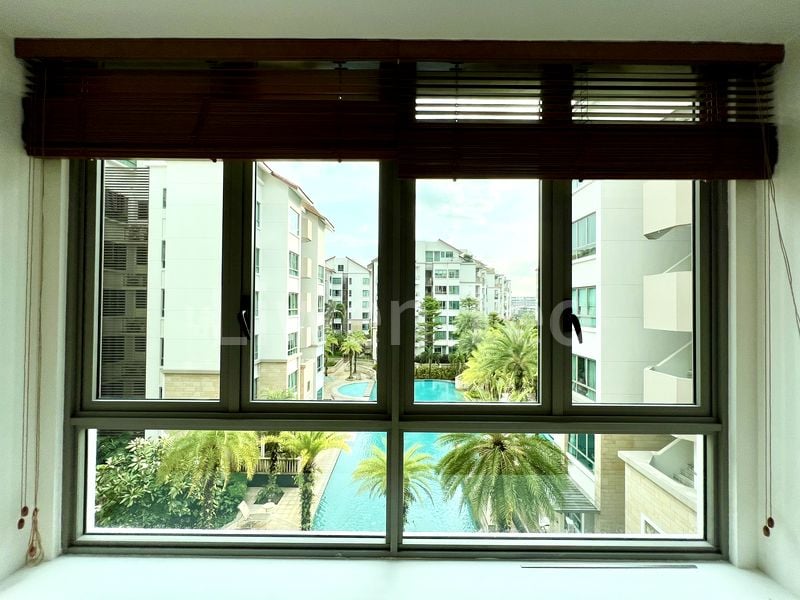 THE BERTH BY THE COVE 12