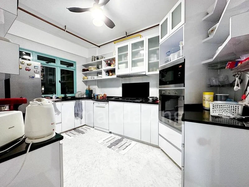 BALLOTA PARK CONDOMINIUM 6