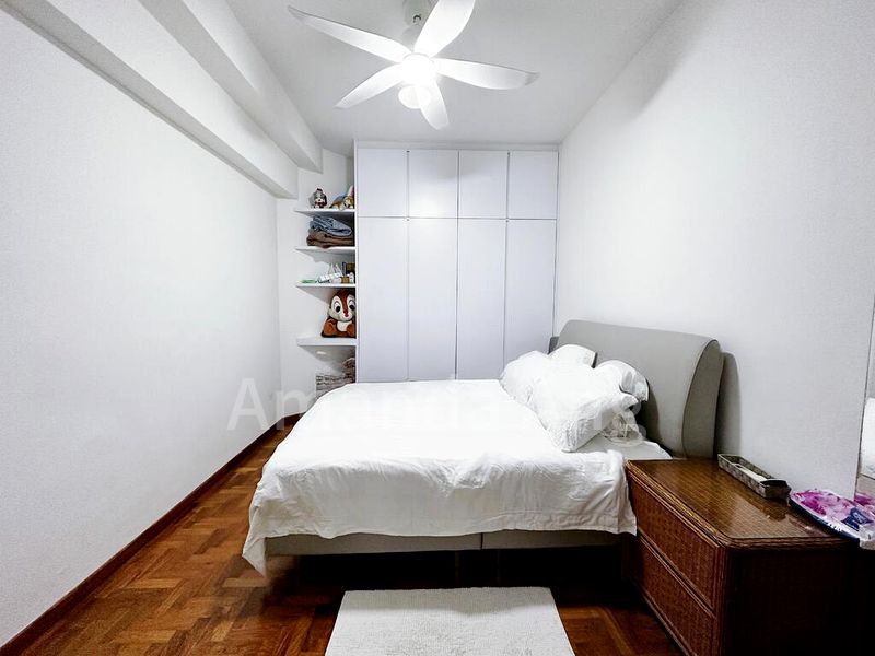 BALLOTA PARK CONDOMINIUM 9