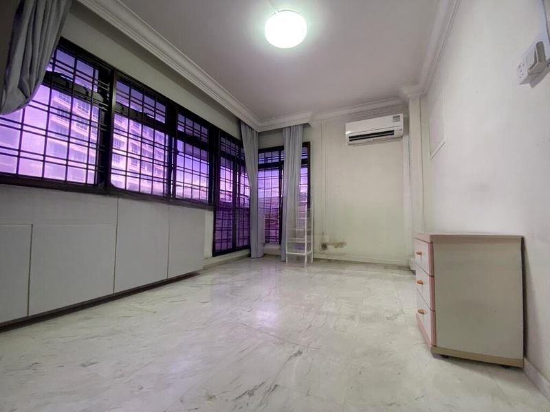 BT BATOK WEST AVE 6 8