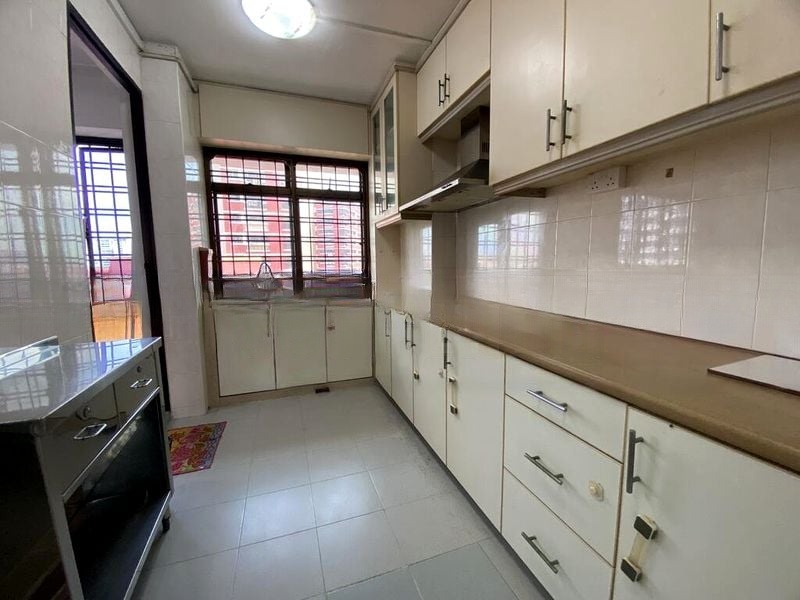 BT BATOK WEST AVE 6 12