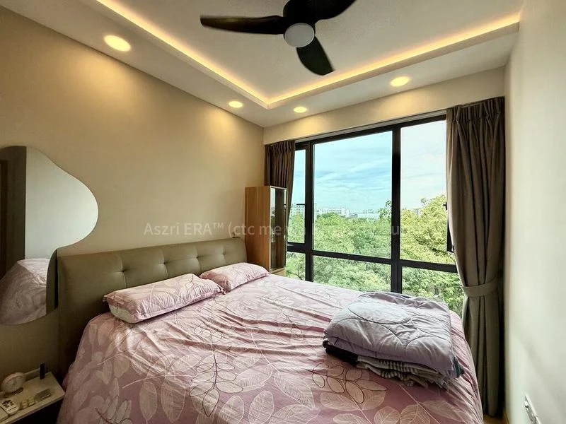 TREASURE AT TAMPINES 9