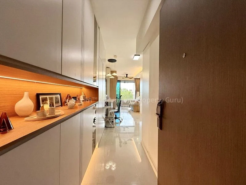 TREASURE AT TAMPINES 11