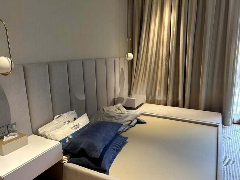 LUXUS HILLS 7