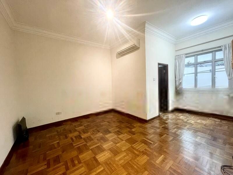 PINETREE CONDOMINIUM 8