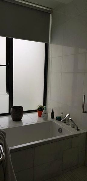HOLLAND RESIDENCES 9