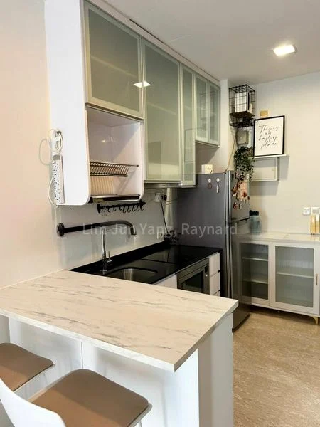 SUITES @ PAYA LEBAR 2