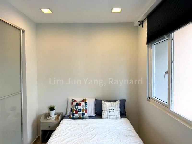 SUITES @ PAYA LEBAR 4