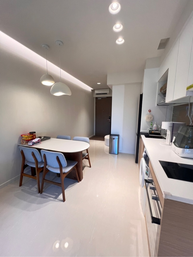 TREASURE AT TAMPINES 8