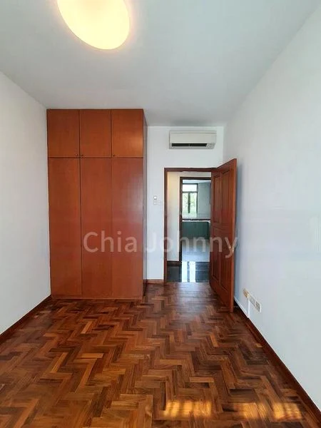 GOLD PALM MANSIONS 9