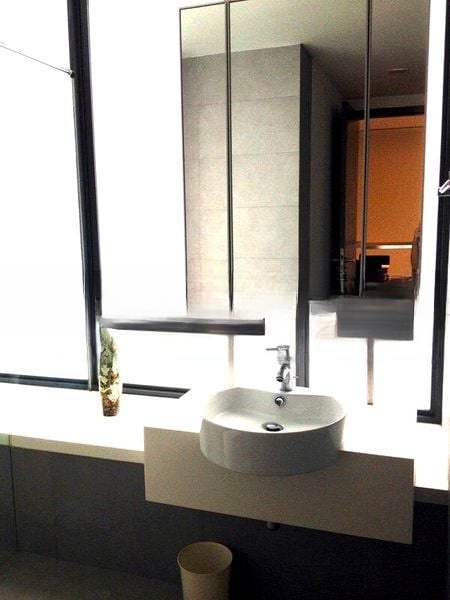 THE SUITES AT CENTRAL 9