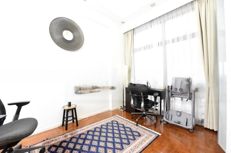 LEONIE GARDENS 11