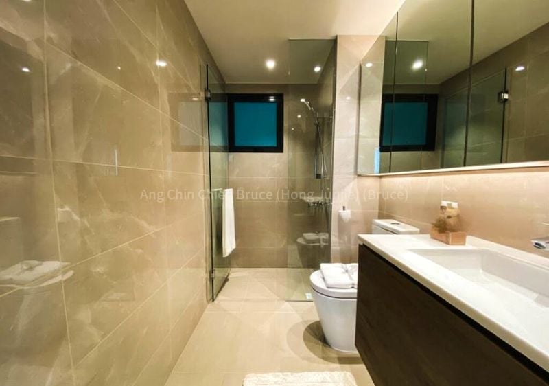 TREASURE AT TAMPINES 5