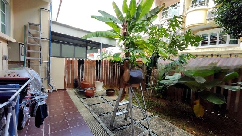 WOODGROVE ESTATE 10
