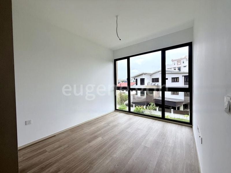 THE WATERGARDENS AT CANBERRA 4