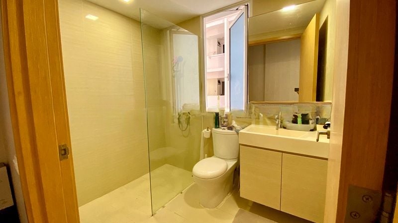 THE TAMPINES TRILLIANT 7