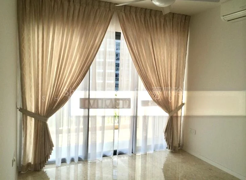 THE LAKEFRONT RESIDENCES 4