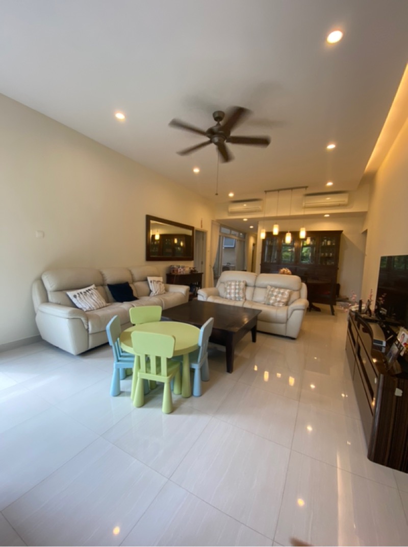 THE BAYCOURT 15