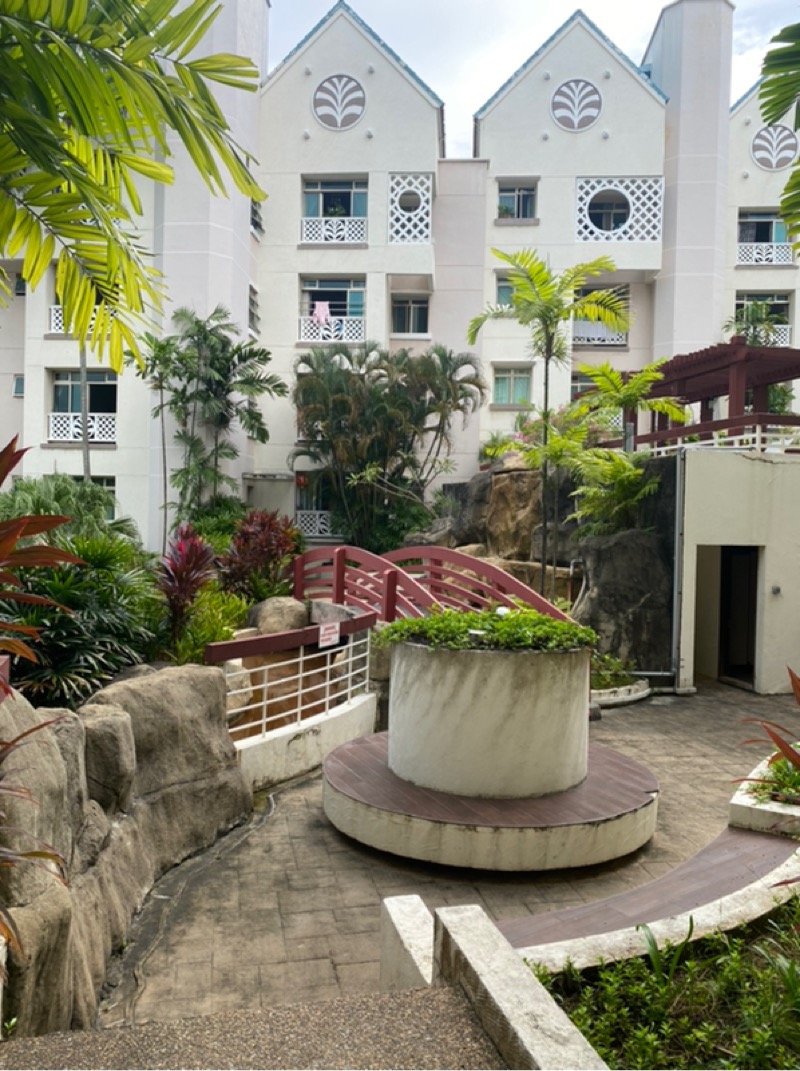 THE BAYCOURT 4